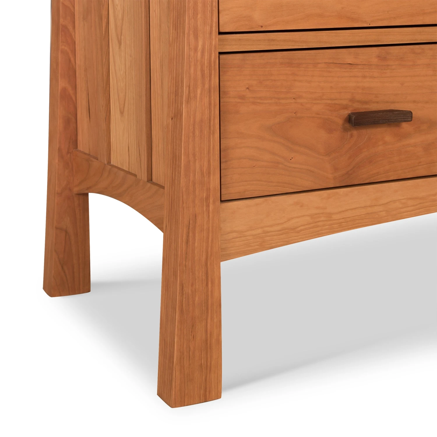 Contemporary Craftsman 7-Drawer Solid Wood Chest 8 Contemporary Craftsman 7-Drawer Solid Wood Chest - Image 6
