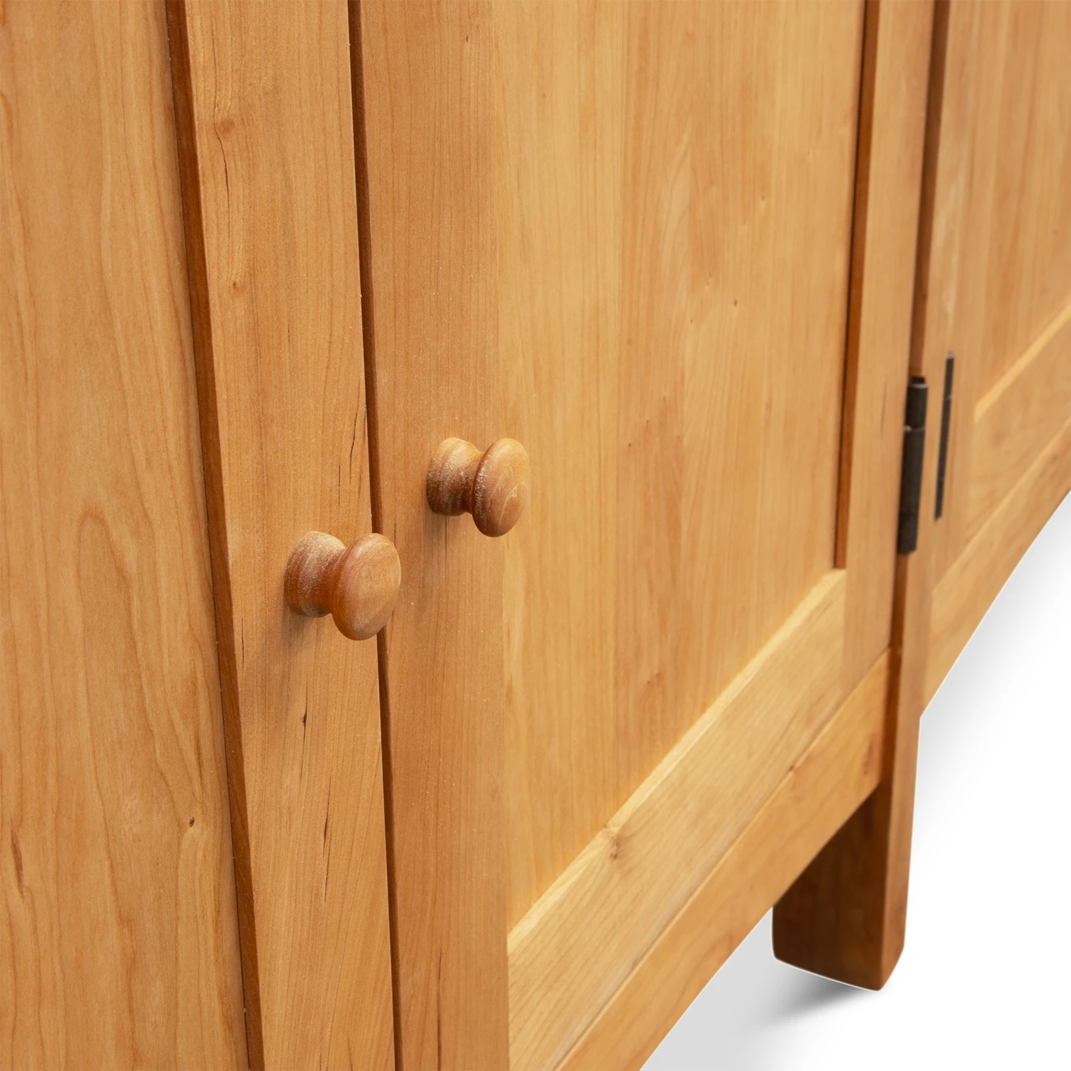 Heartwood Shaker 4-Door Extra Wide Solid Wood Console Bookcase 9 Heartwood Shaker 4-Door Extra Wide Solid Wood Console Bookcase - Image 7