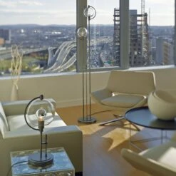 Pluto Table Lamp -VERMONT WOODS Pluto Table Lamp Life 3